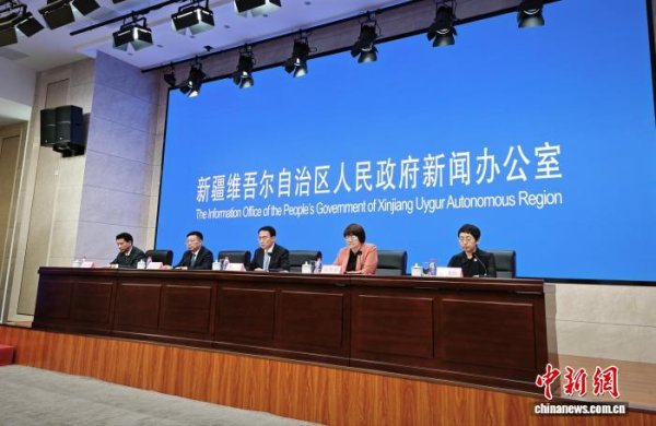 昊天优配 （砥砺奋进七十载 天山南北谱华章）今年前8月新疆口岸进出口货运量逾5764万吨